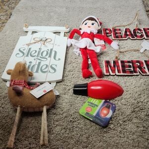 Set Of 6 Pieces Of Christmas Decorations